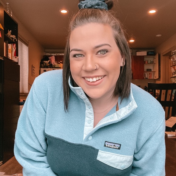 Meet your Posher, Erin - Picture 1 of 1